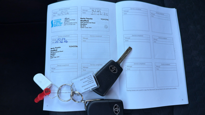 Toyota Yaris 1.5 Hybrid Design 5dr CVT Hybrid Hatchback